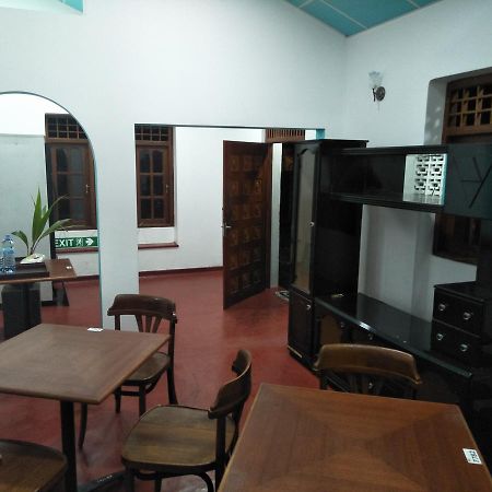 Milkyway Bungalow Hotel Galle Bagian luar foto